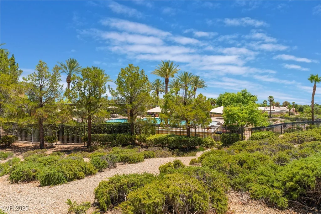 10331 Rio De Thule, Las Vegas, NV 89135
