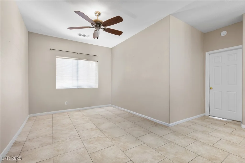8563 Red Diamond, Las Vegas, NV 89123