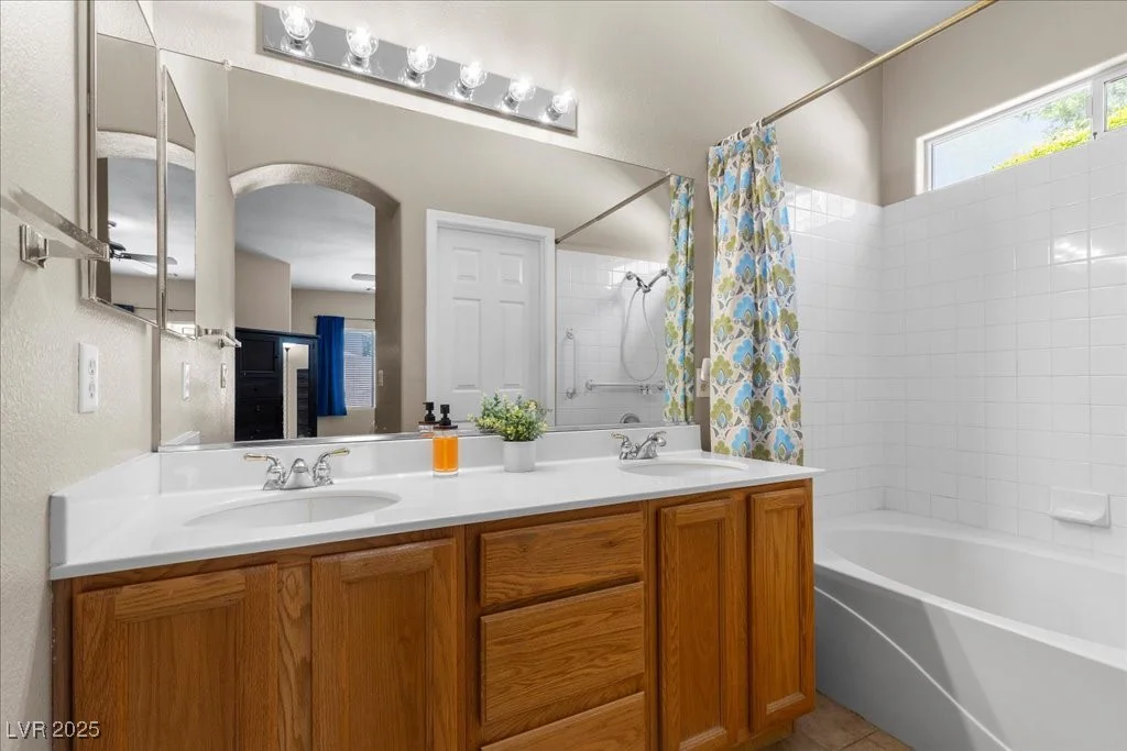 8563 Red Diamond, Las Vegas, NV 89123
