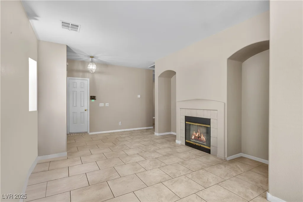 8563 Red Diamond, Las Vegas, NV 89123