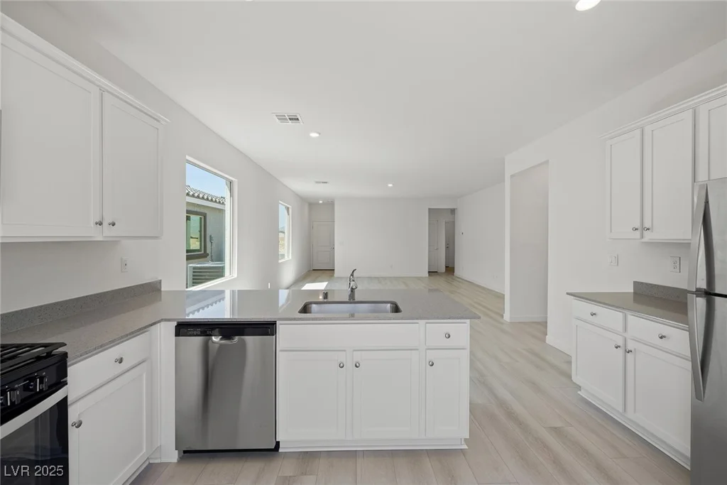 2612 Lily Point, Las Vegas, NV 89156