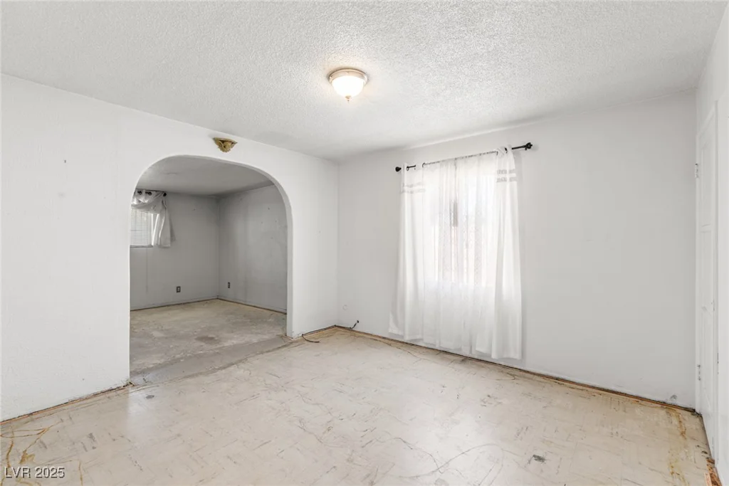 805 Carey, North Las Vegas, NV 89030