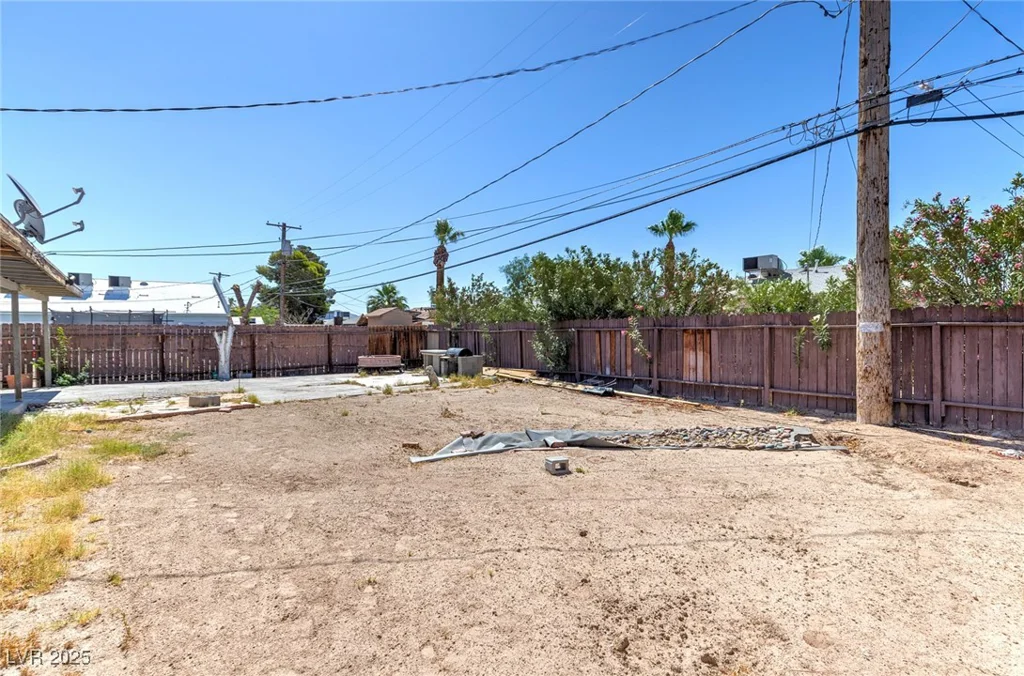 805 Carey, North Las Vegas, NV 89030