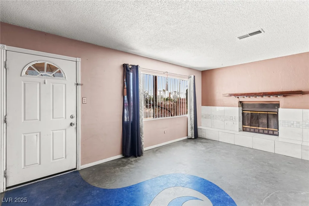 805 Carey, North Las Vegas, NV 89030