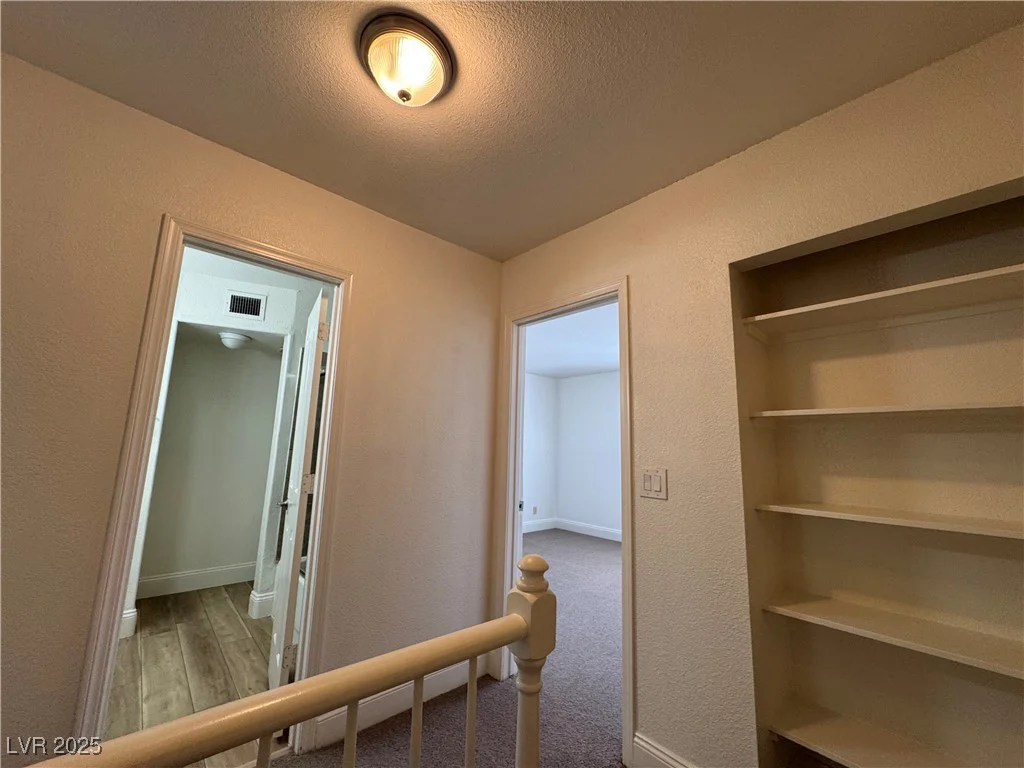 453 Las Casitas, Las Vegas, NV 89121