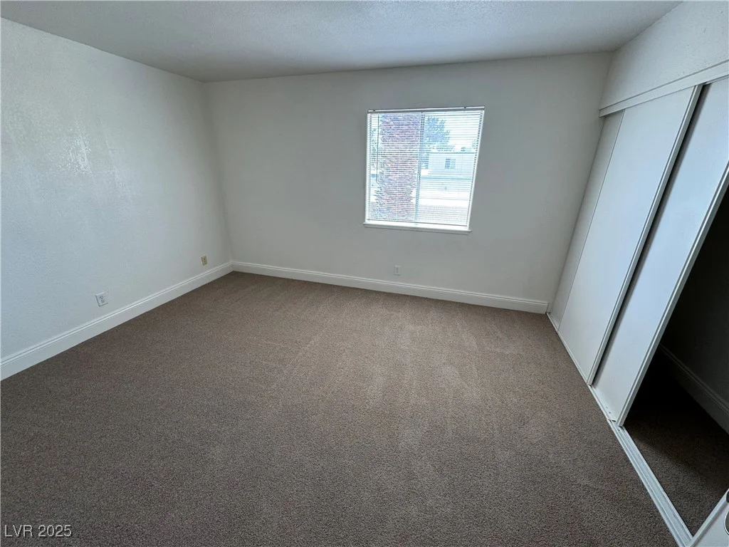 453 Las Casitas, Las Vegas, NV 89121