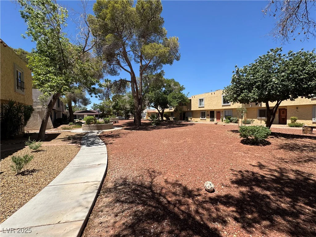 453 Las Casitas, Las Vegas, NV 89121