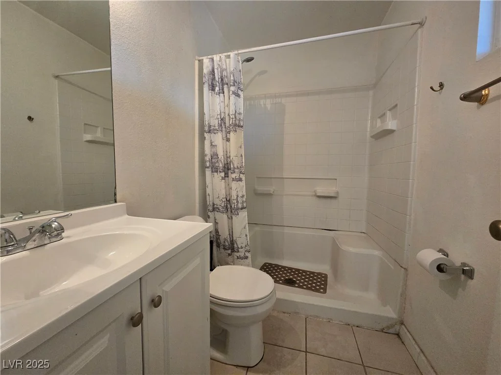 256 Winona, Henderson, NV 89015