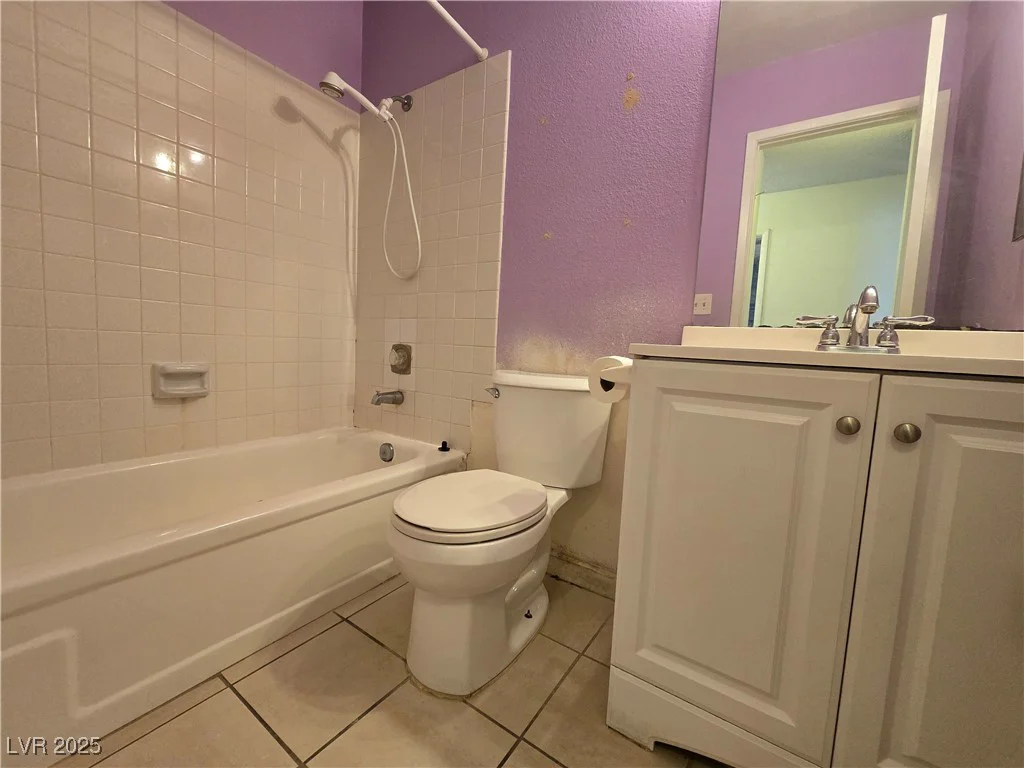 256 Winona, Henderson, NV 89015