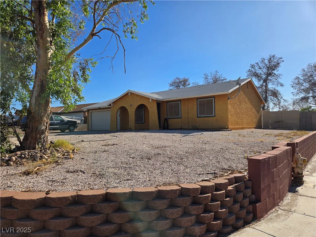 256 Winona, Henderson, NV 89015