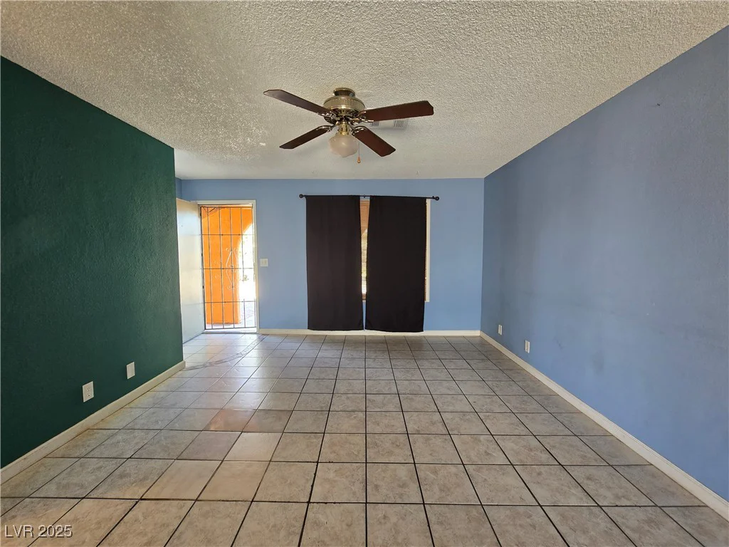 256 Winona, Henderson, NV 89015