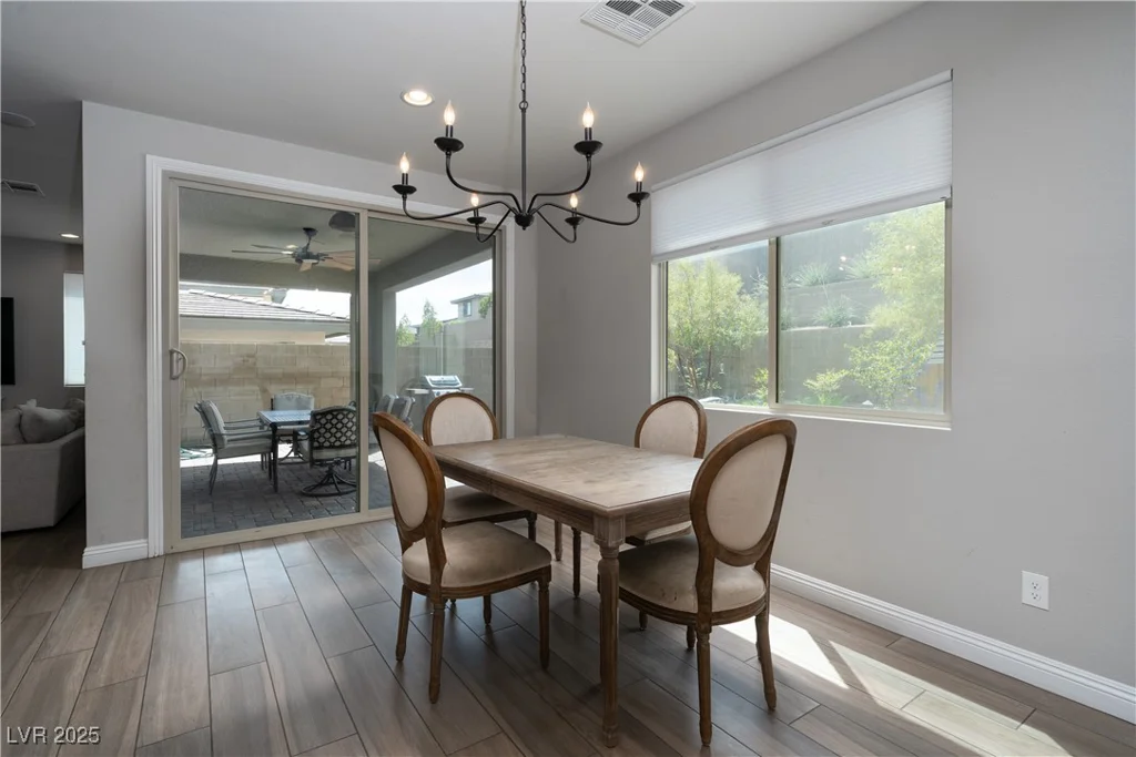 12495 Point Sierra, Las Vegas, NV 89138