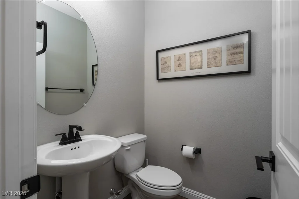 12495 Point Sierra, Las Vegas, NV 89138
