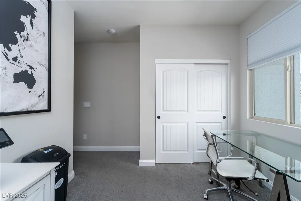 12495 Point Sierra, Las Vegas, NV 89138