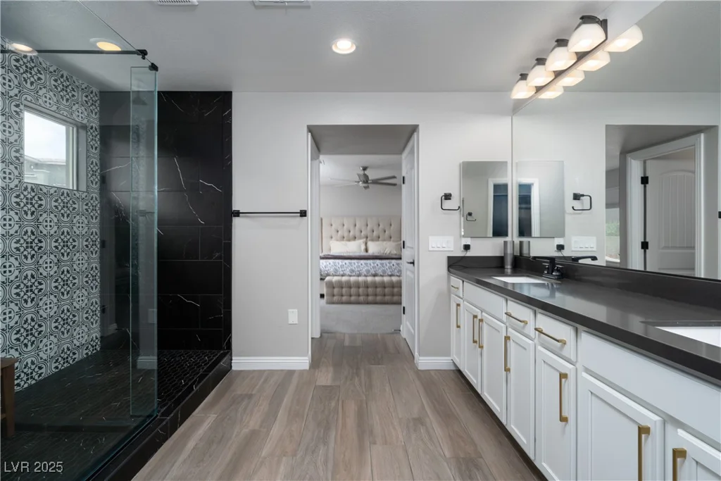 12495 Point Sierra, Las Vegas, NV 89138
