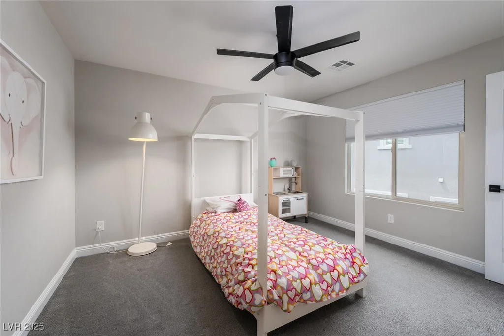 12495 Point Sierra, Las Vegas, NV 89138