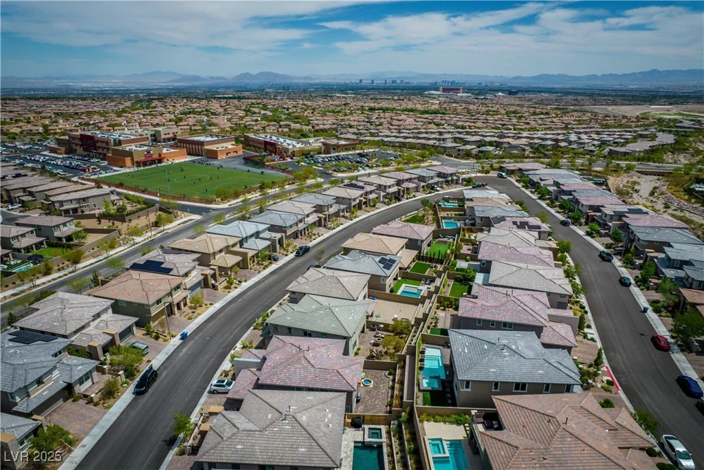 12495 Point Sierra, Las Vegas, NV 89138