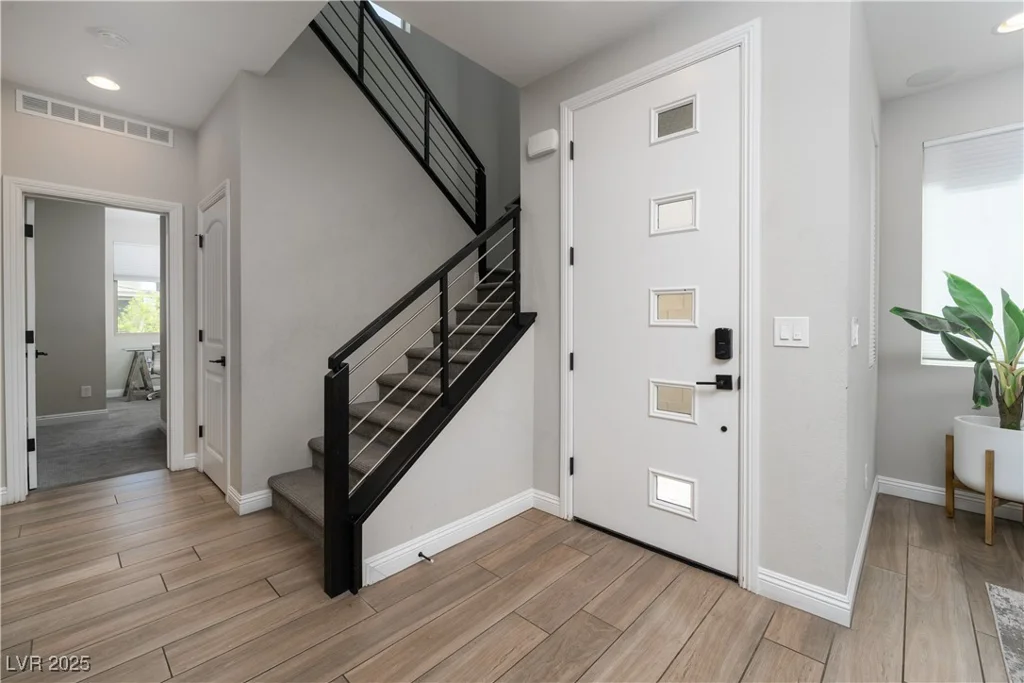 12495 Point Sierra, Las Vegas, NV 89138