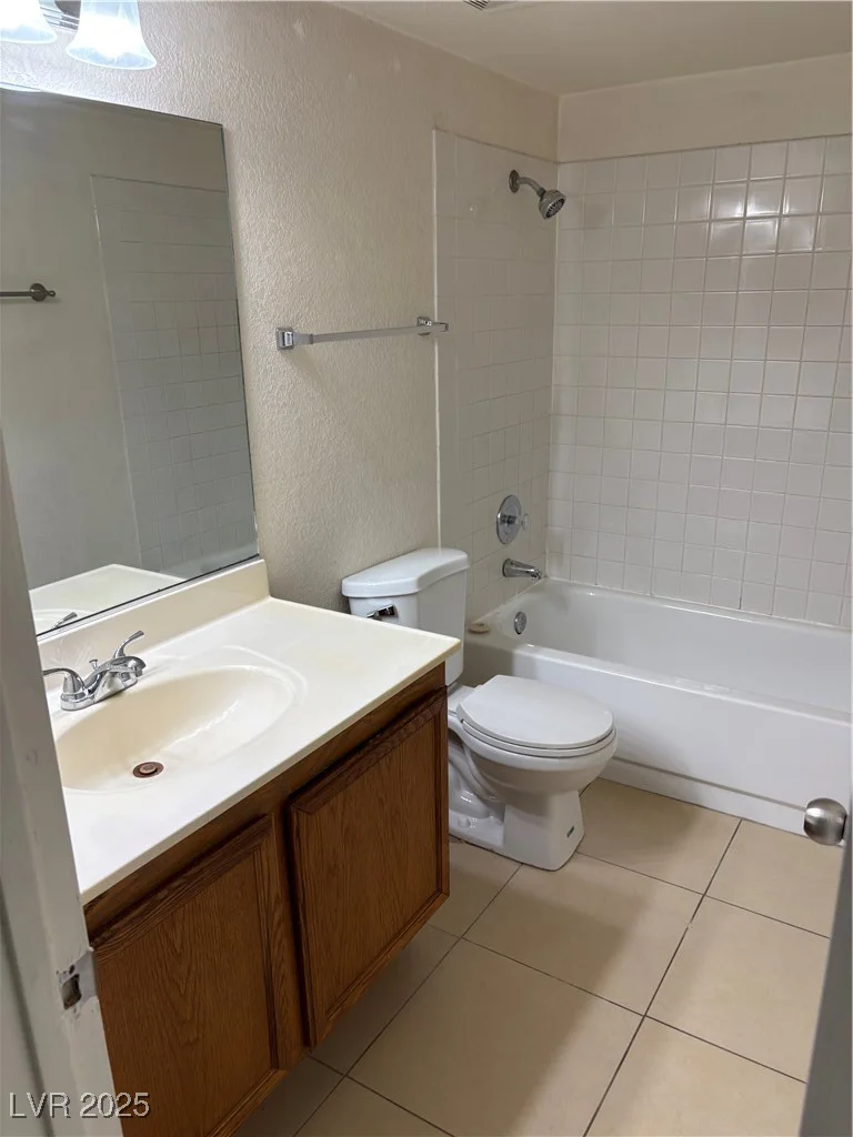 925 Falconhead, Las Vegas, NV 89128