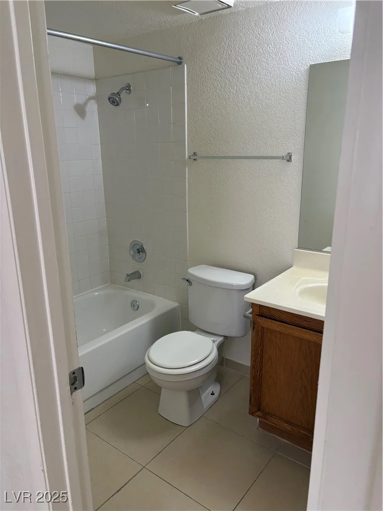 925 Falconhead, Las Vegas, NV 89128