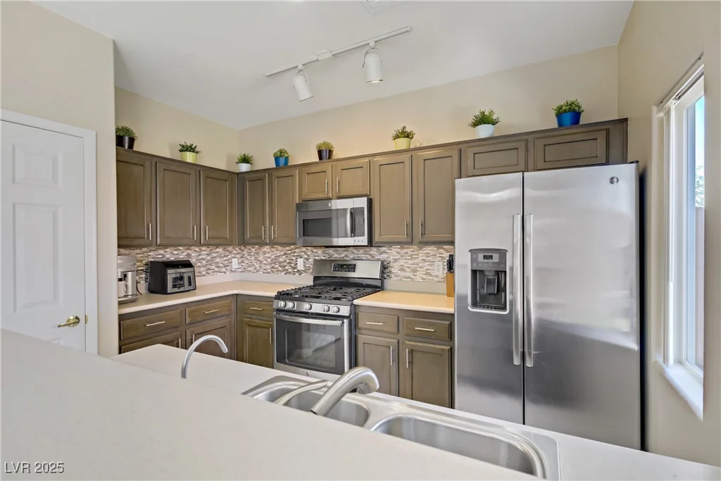 4020 Smokey Fog, North Las Vegas, NV 89081