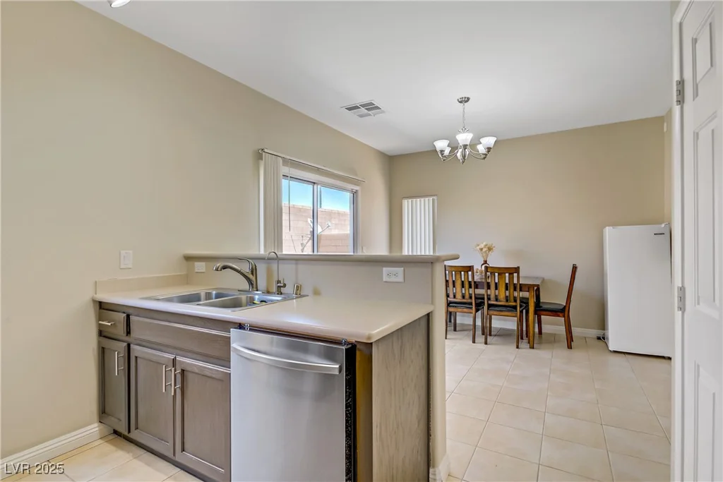 4020 Smokey Fog, North Las Vegas, NV 89081