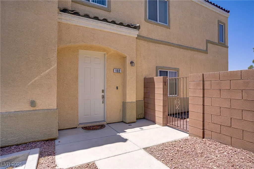 4020 Smokey Fog, North Las Vegas, NV 89081