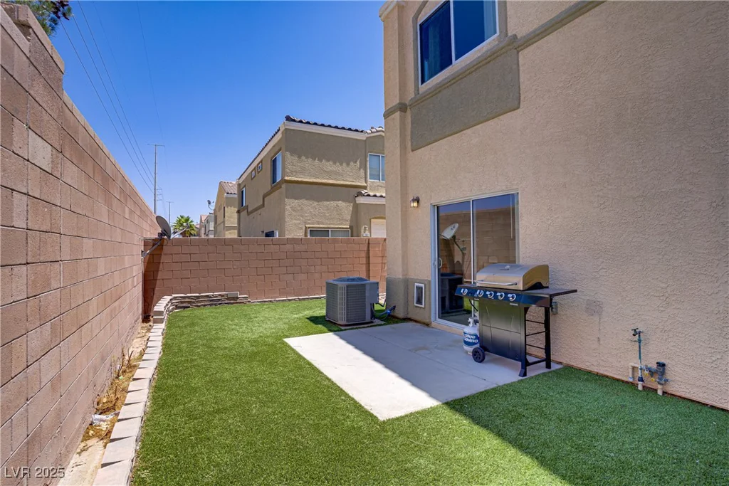 4020 Smokey Fog, North Las Vegas, NV 89081