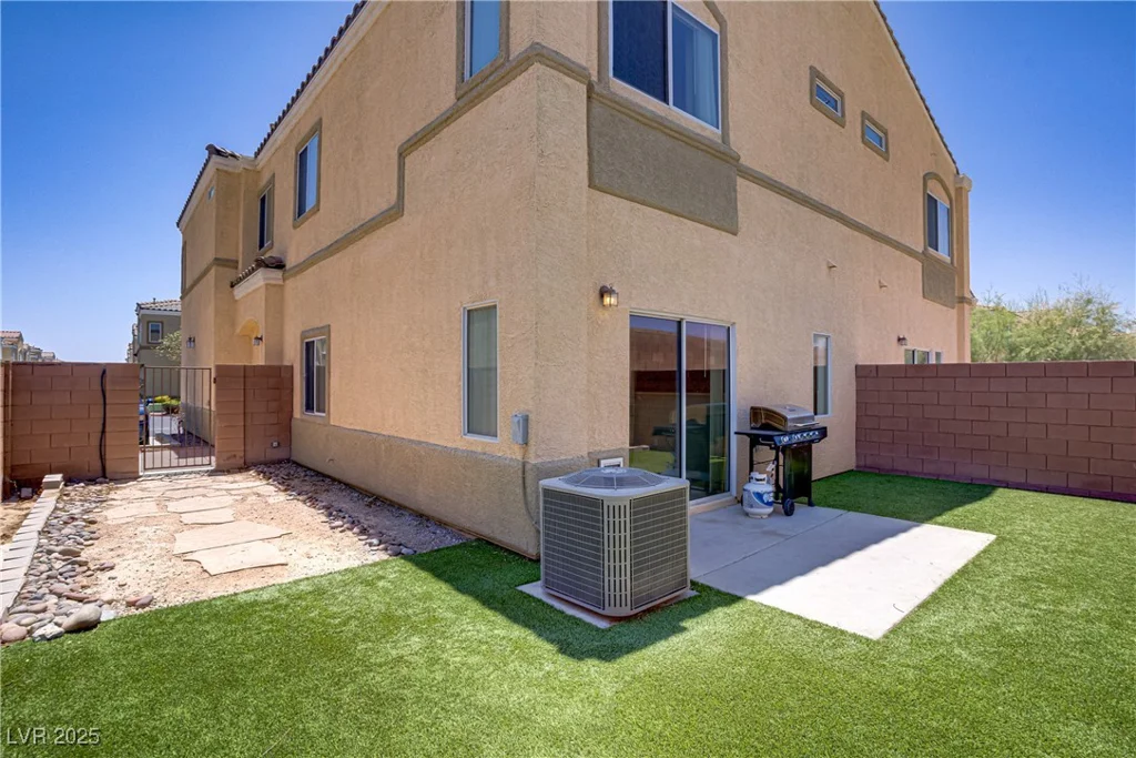 4020 Smokey Fog, North Las Vegas, NV 89081