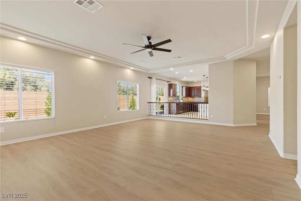 9853 Russian Hill, Las Vegas, NV 89141