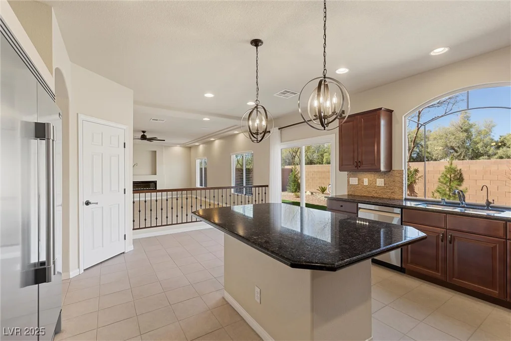 9853 Russian Hill, Las Vegas, NV 89141