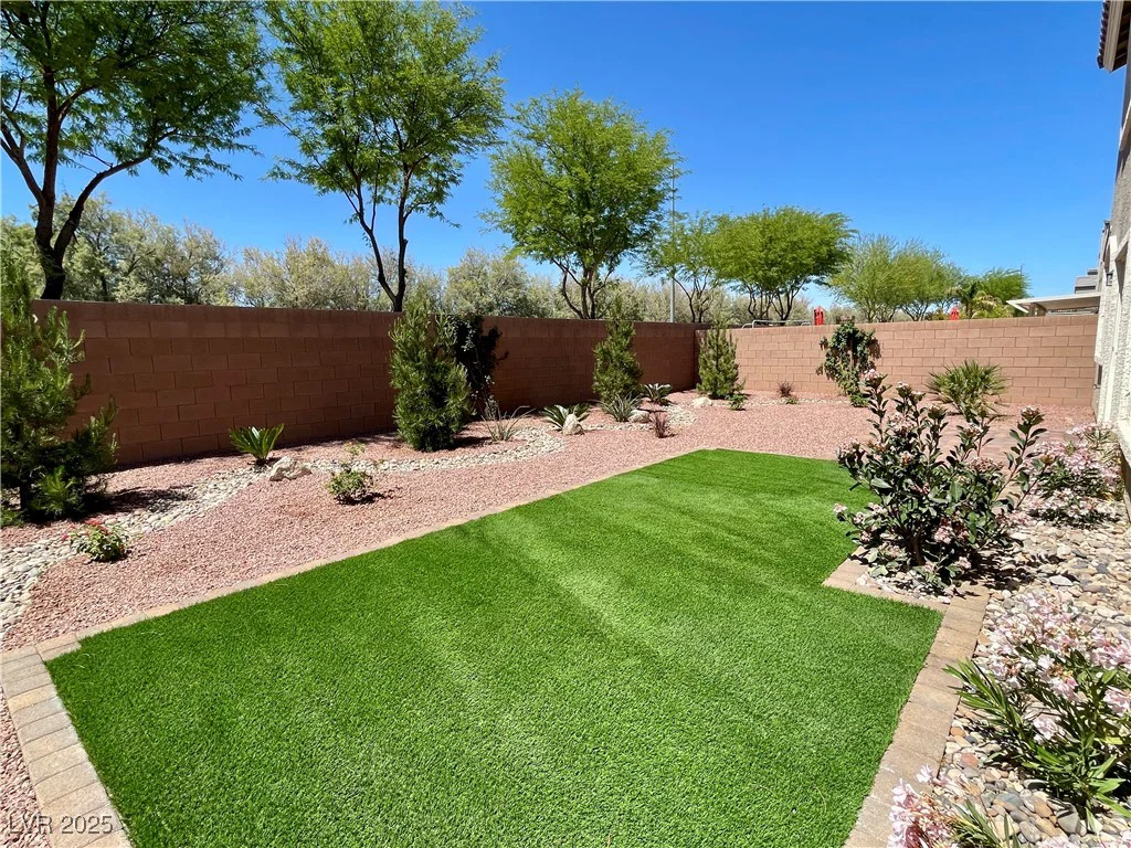 9853 Russian Hill, Las Vegas, NV 89141