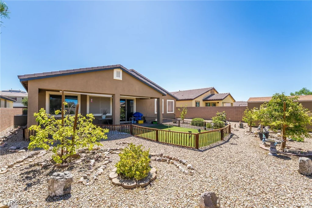 357 Milan, Henderson, NV 89015