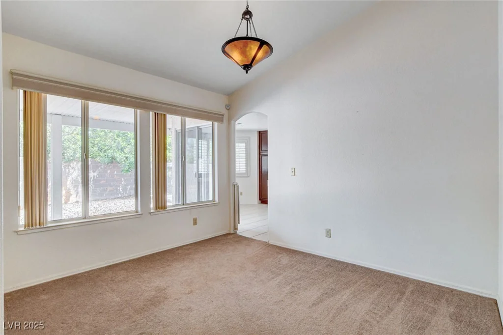 4612 Standing Bluff, Las Vegas, NV 89130