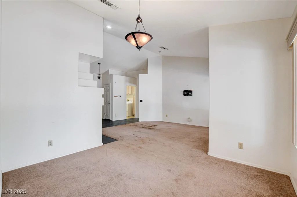 4612 Standing Bluff, Las Vegas, NV 89130