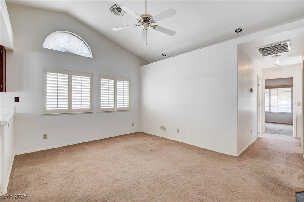 4612 Standing Bluff, Las Vegas, NV 89130