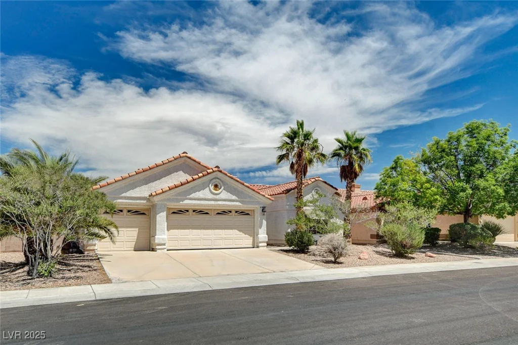 4612 Standing Bluff, Las Vegas, NV 89130