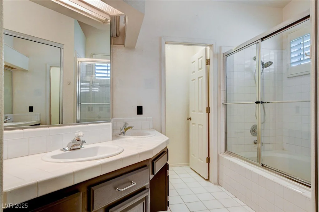 4612 Standing Bluff, Las Vegas, NV 89130