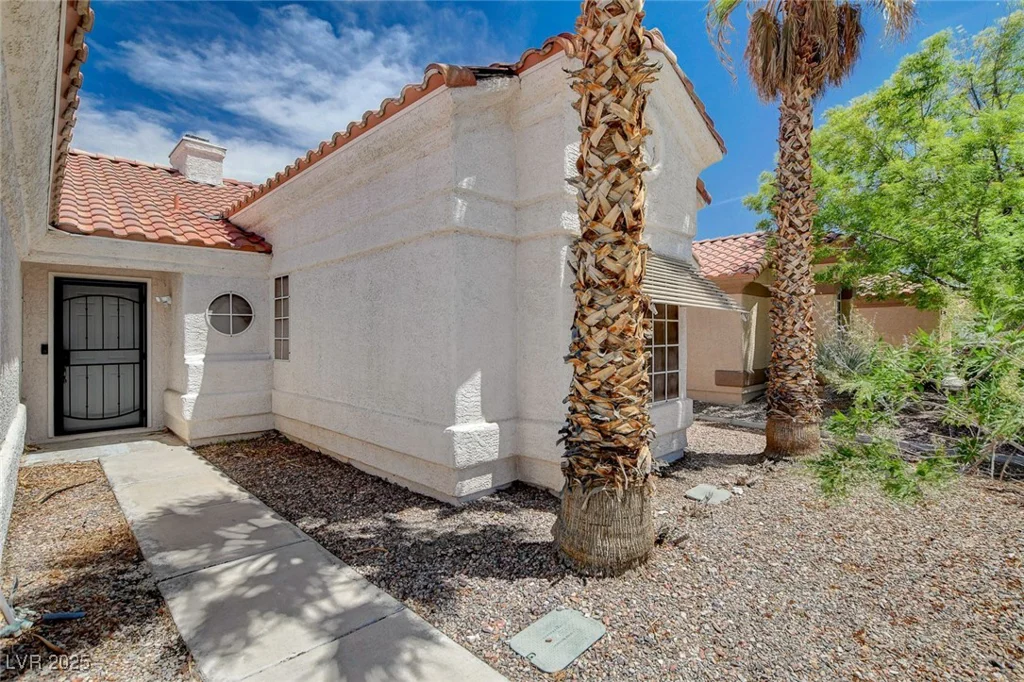 4612 Standing Bluff, Las Vegas, NV 89130