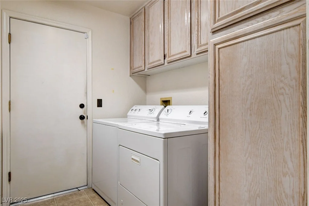 4612 Standing Bluff, Las Vegas, NV 89130