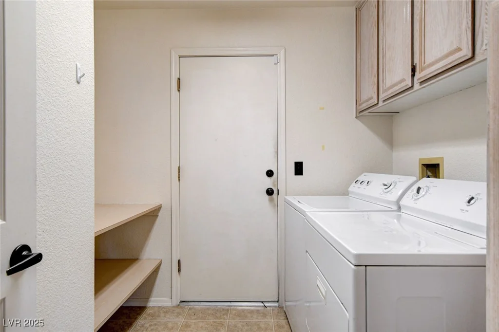 4612 Standing Bluff, Las Vegas, NV 89130
