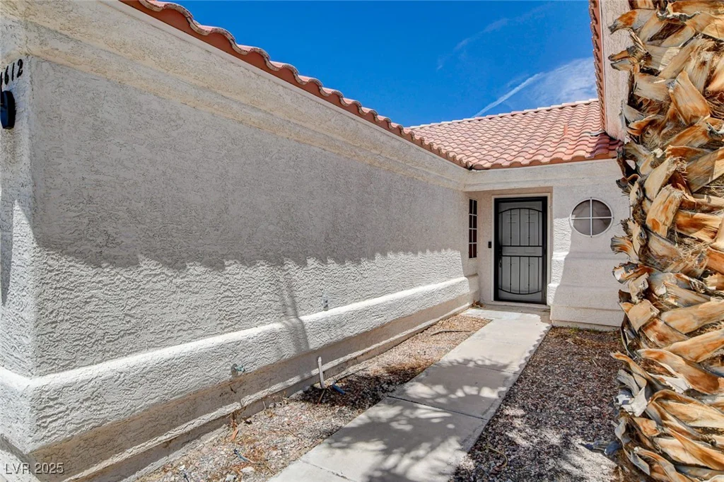 4612 Standing Bluff, Las Vegas, NV 89130