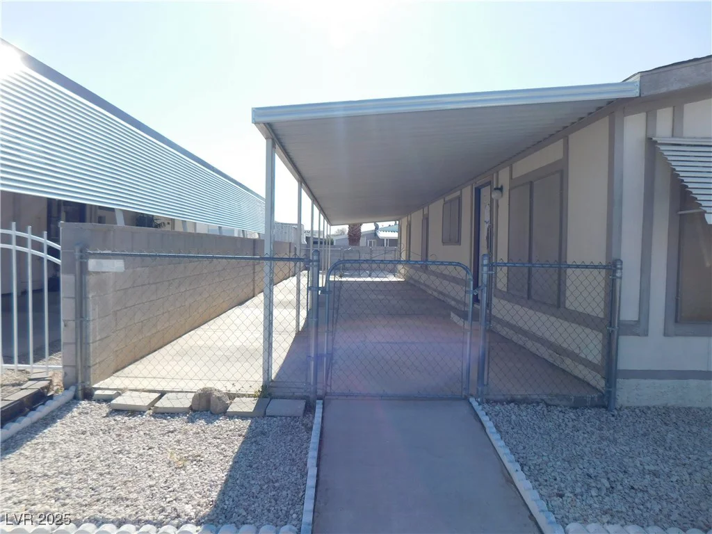 3118 Comitan, Las Vegas, NV 89122