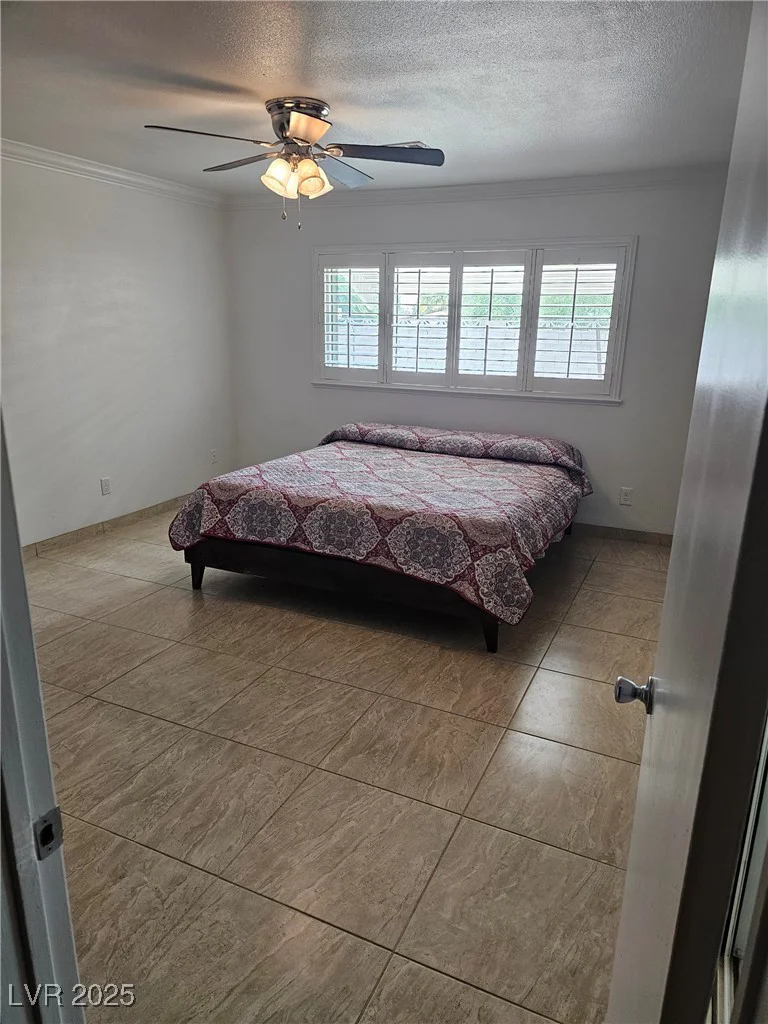 308 Sunbeam, Las Vegas, NV 89107
