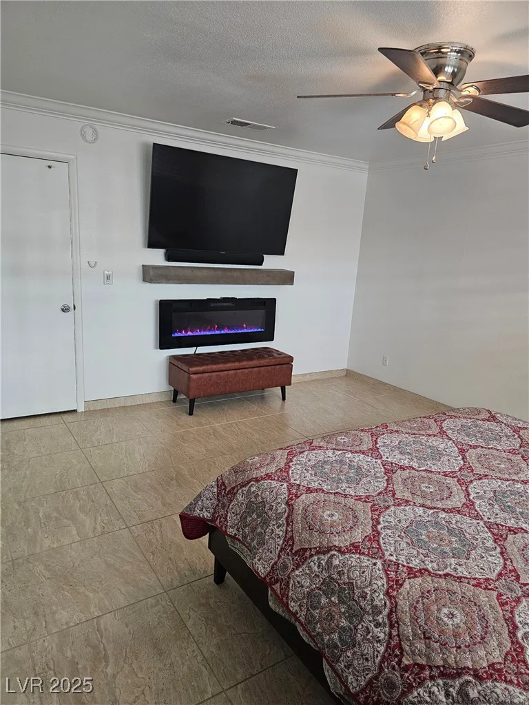 308 Sunbeam, Las Vegas, NV 89107