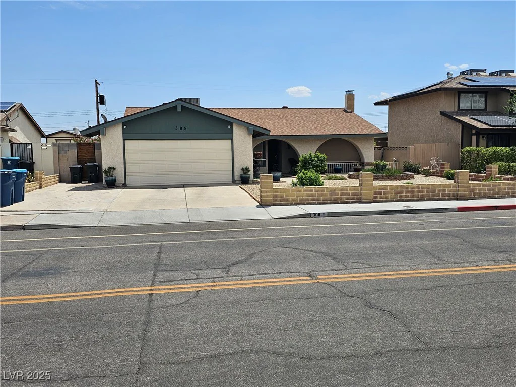 308 Sunbeam, Las Vegas, NV 89107