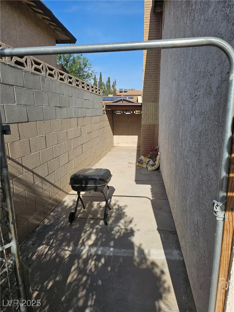 308 Sunbeam, Las Vegas, NV 89107
