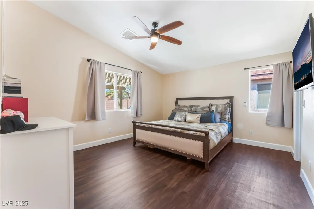 4837 River Splash, Las Vegas, NV 89131