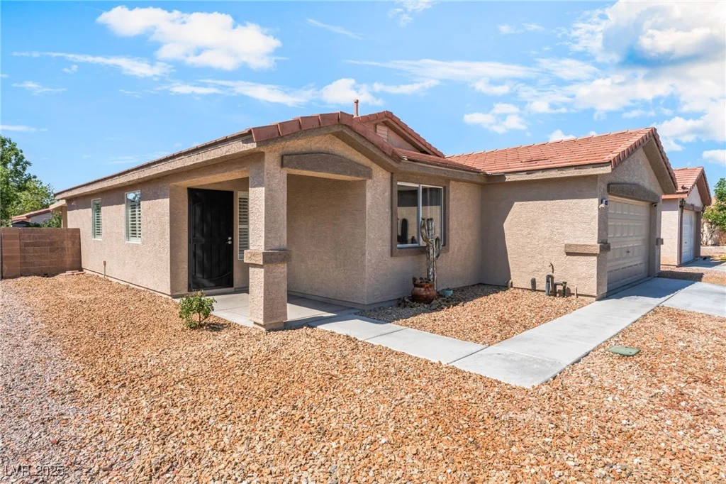 4837 River Splash, Las Vegas, NV 89131