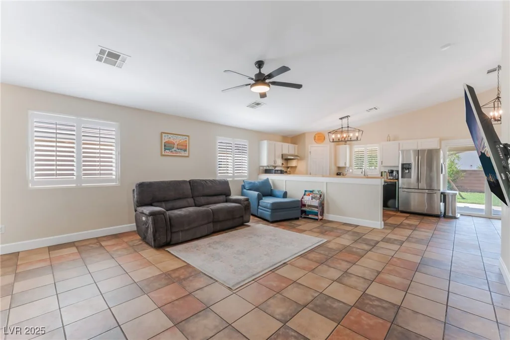 4837 River Splash, Las Vegas, NV 89131